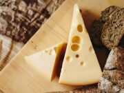 Estudo sueco liga consumo de queijo e natas gordos a menor risco de demência