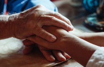Obesidade pode acelerar início da doença de Alzheimer, dizem cientistas