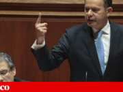 Pressionado pela oposição, Montenegro continua a segurar ministra da Saúde e tenta mostrar serviço