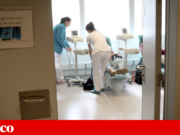 Há menos enfermeiros a emigrar, mas mais de um terço dos que são formados ainda sai