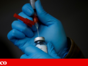 EUA atrasam publicação de relatório que mostra benefícios da vacina contra a covid-19