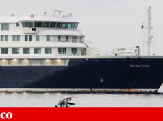 MV Hondius dá entrada em Tenerife, operação de desembarque começa em breve