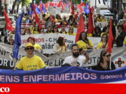 Mais de cem enfermeiros protestam em Lisboa em dia de greve