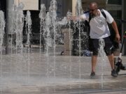 França regista mais de 5.800 mortes em excesso na onda de calor de junho